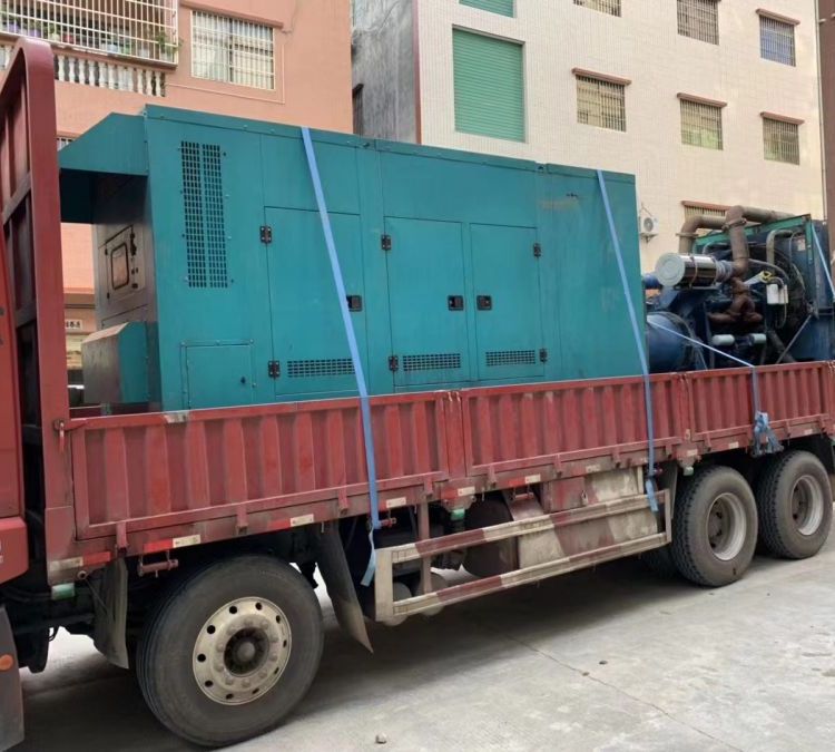 恩平如何在不同负载率下确保 400KW 柴油发电机组的正常运行？